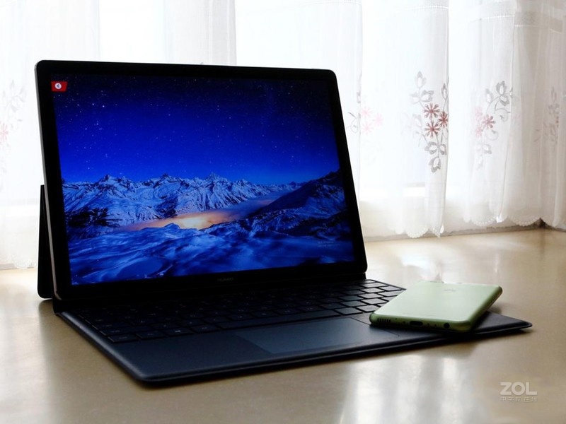 huawei matebook e(i5/4gb/256gb)