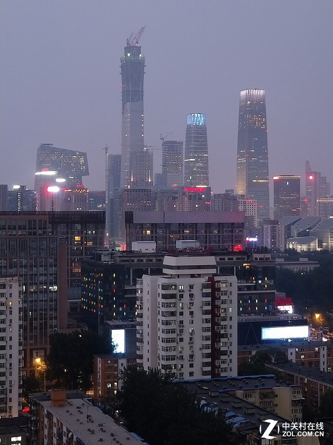 【高清图】高画质低噪点 oppo r11挑战夜景拍摄图9-zol中关村在线