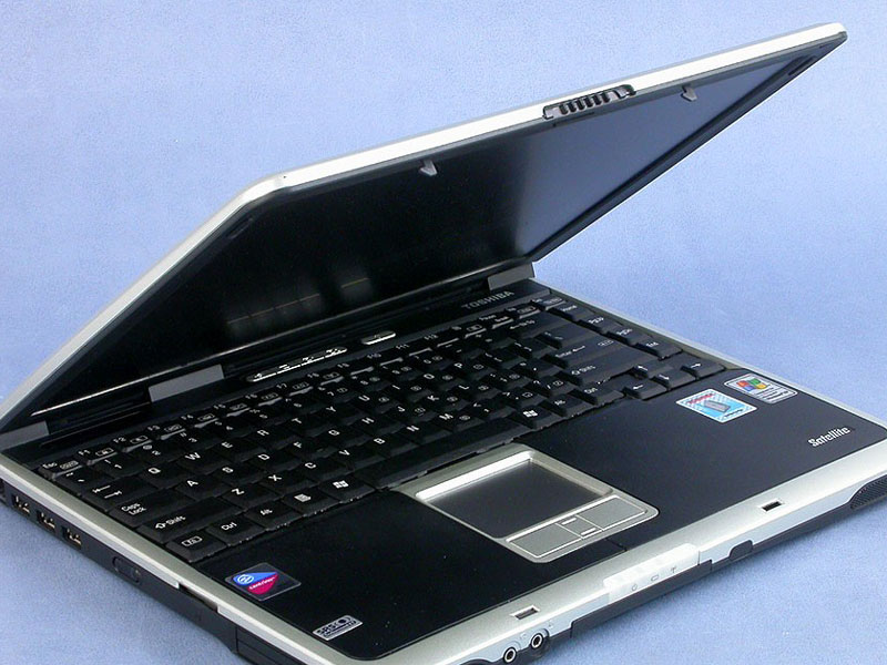 东芝satellite pro m19 psm21q-003002