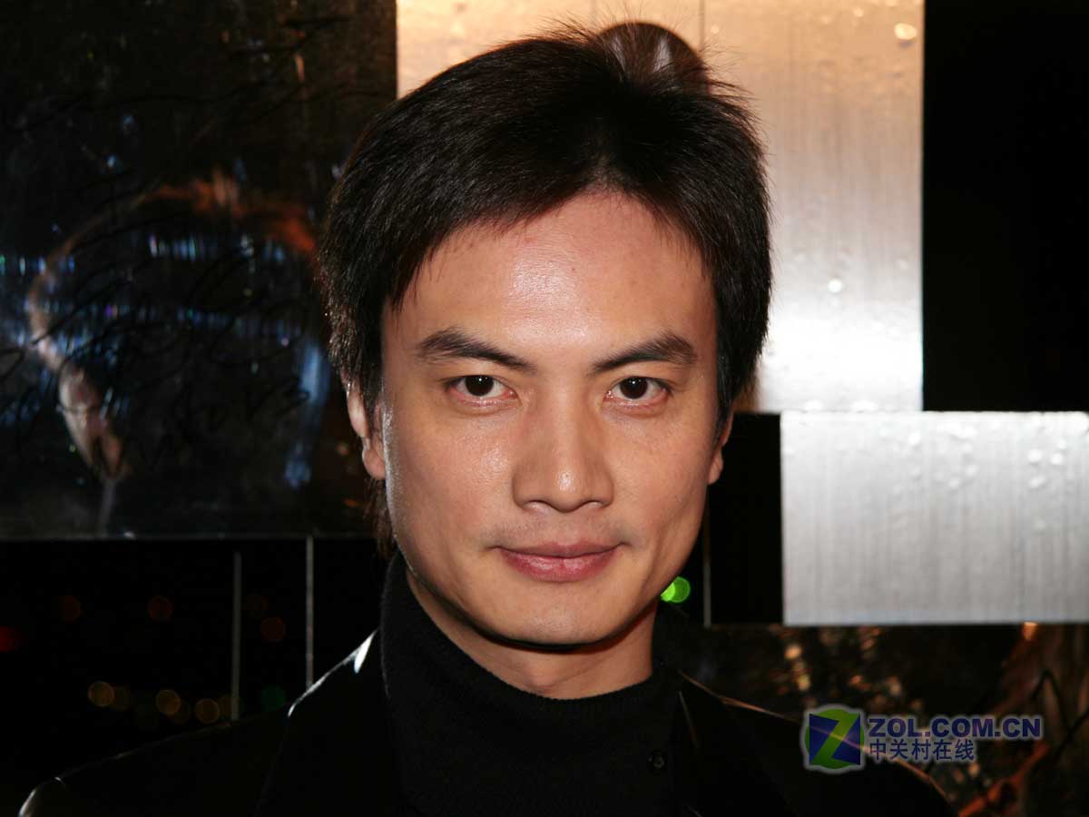 【高清图】 摩托罗拉新品发布会 明星新品亲密接触图9