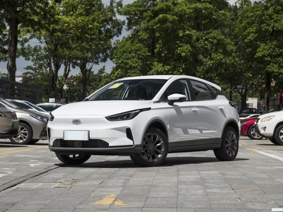 C 2022 550KM 