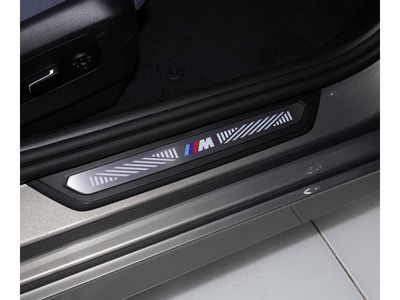 ����5ϵ 2024�� 525Li M�˶���װ��������6