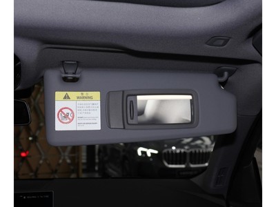 ����5ϵ 2024�� 525Li M�˶���װ��������3