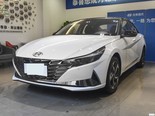 现代 伊兰特 2022款 1.5L CVT LUX尊贵版
