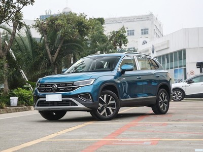  ̽ 2024 330TSI Plusװ