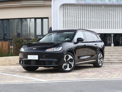 Զ ԶH8 2023 610km 