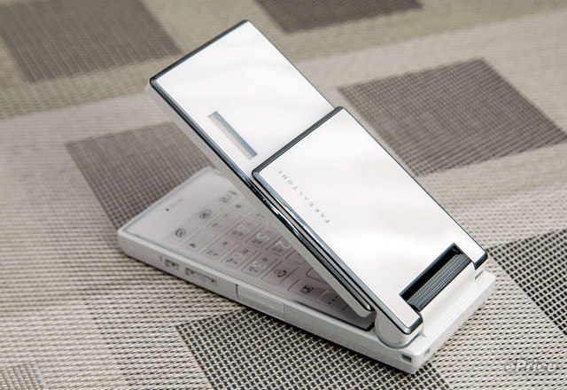 尽享白色诱惑 夏普sh9020c台版图片解析