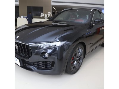 ɯ Levante 2024 2.0T GT Ultima