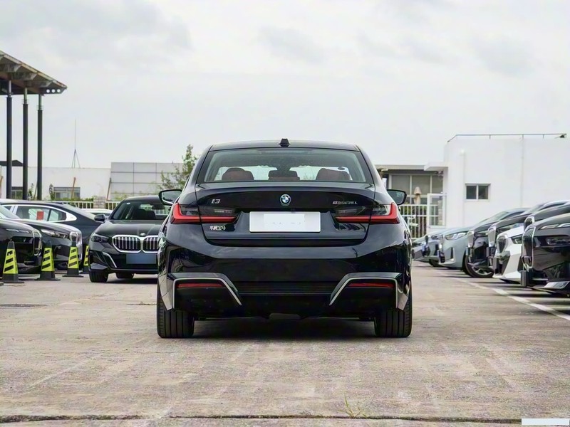 ����i3 2026�� eDrive 35 L