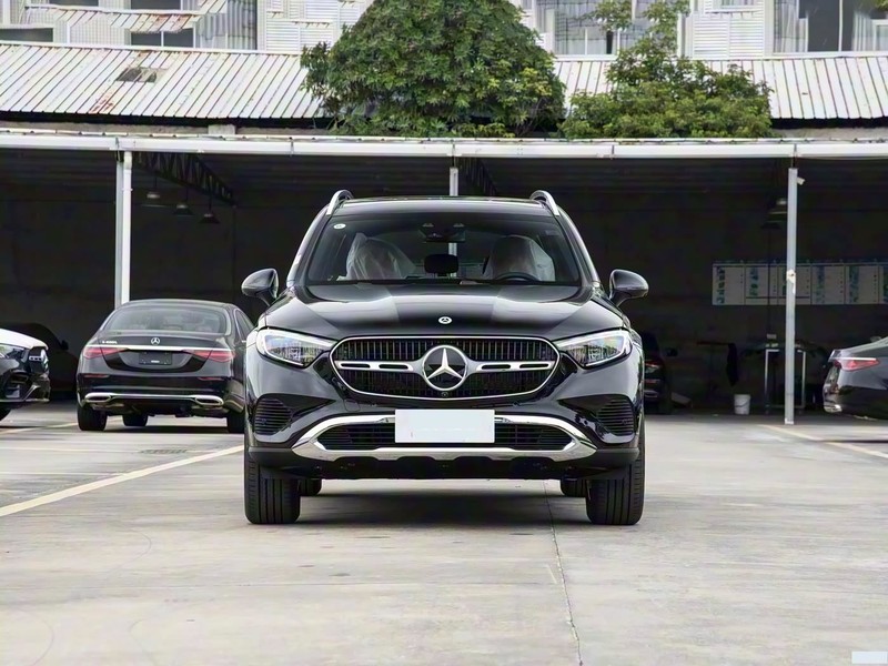 ����GLC 2026�� GLC 260 L 4MATIC �����
