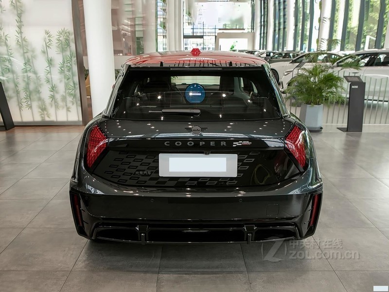 �綯MINI JCW 2026�� JOHN COOPER WORKS