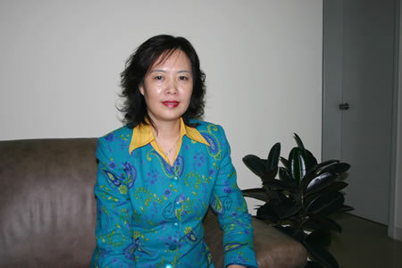 专访:aoc自有品牌销售经理周伟君