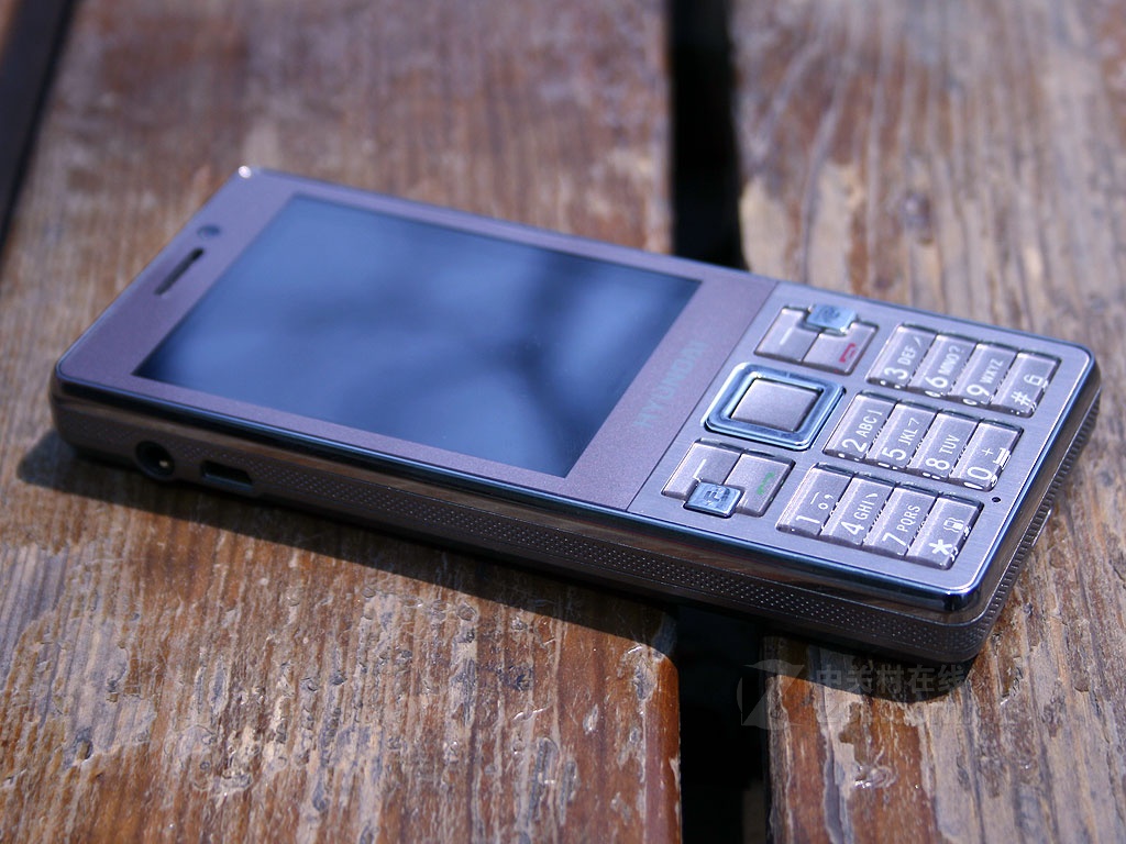 【高清图】 现代手机(hyundaimobiles)现代h-r790锖色 图153