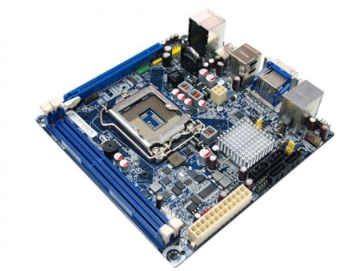 支持raid intel mini-itx h57主板亮相 (1/6)