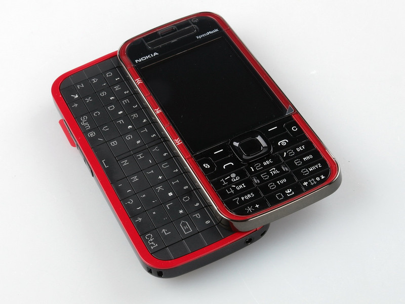 【高清图】 诺基亚(nokia)5730xm中国红 图277