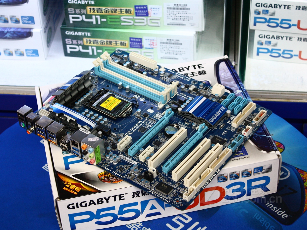 技嘉ga-p55a-ud3r 实拍图(29/35)