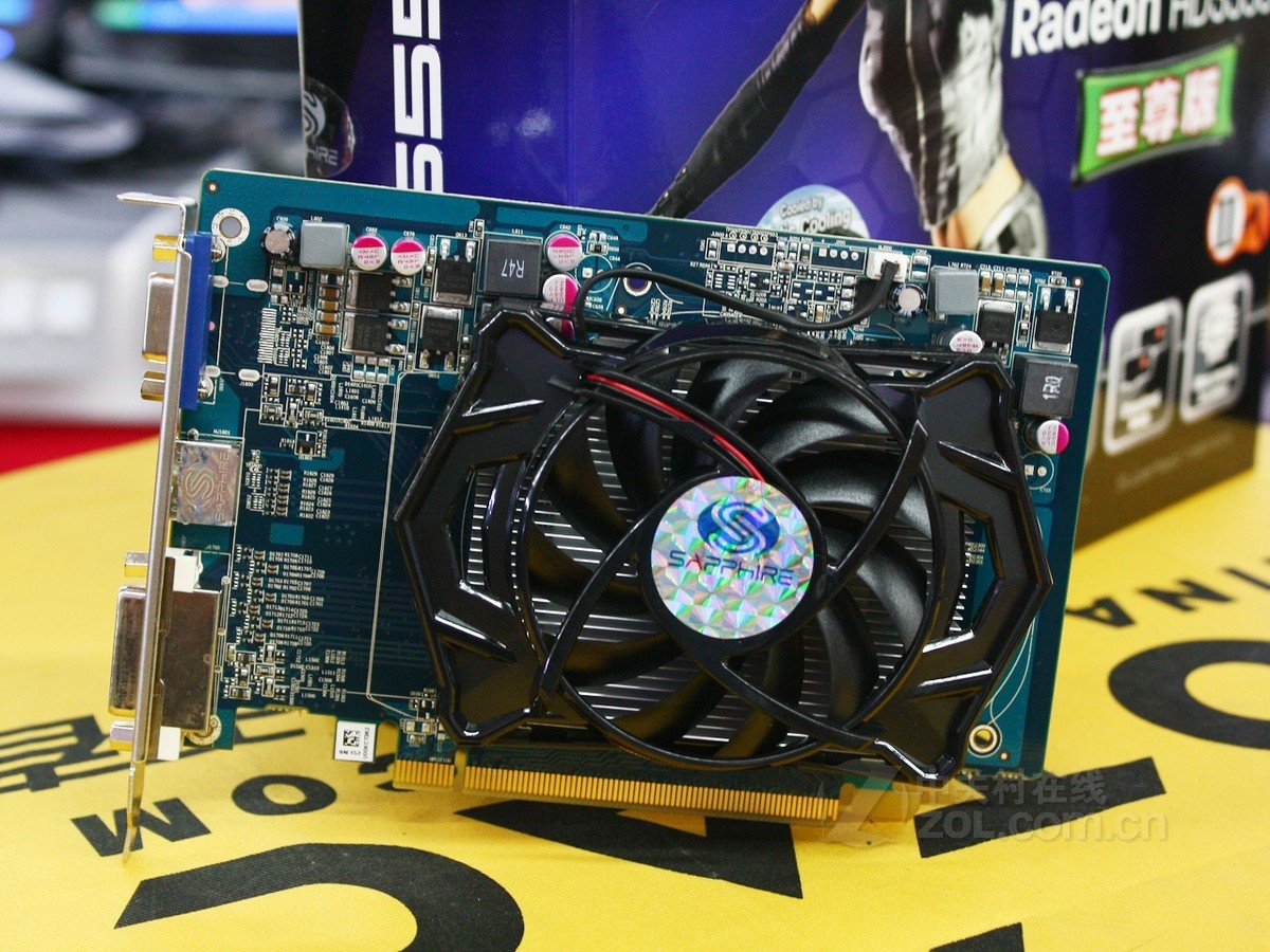 【高清图】 蓝宝石(sapphire)蓝宝hd5550 512m gddr5 至尊版2代实拍图