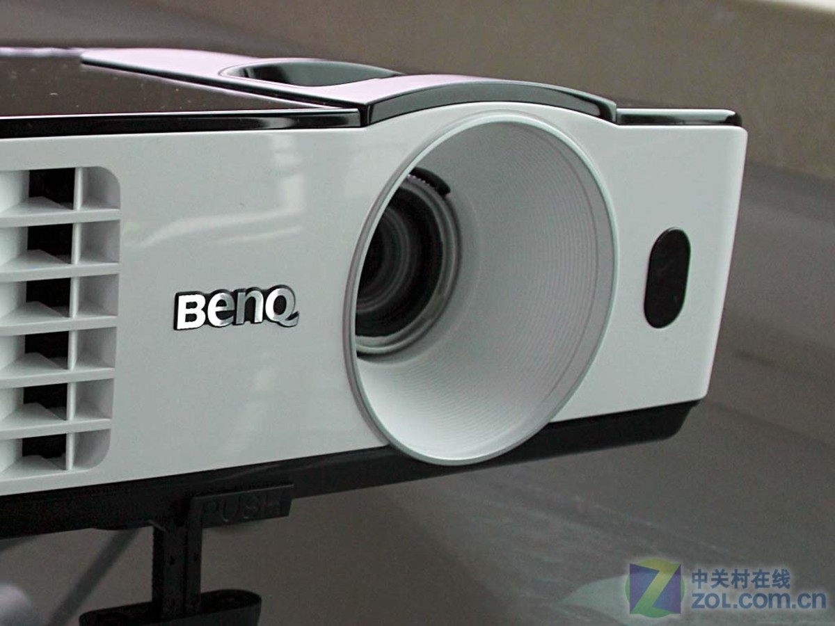 【高清图】 支持3d usb演示 明基mx615投影机上市图6