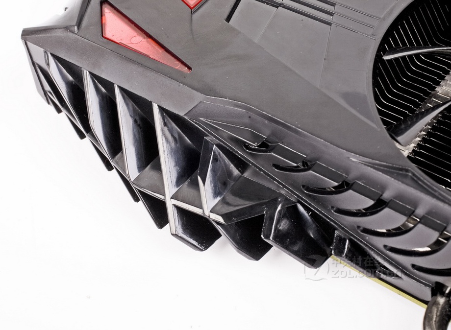 显卡 七彩虹显卡 七彩虹igame gts450 烈焰战神 u 1024m(鲨鱼仿生学)