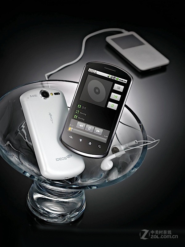 手机 华为手机 华为c8800 图片 官方图5 / 6隐藏