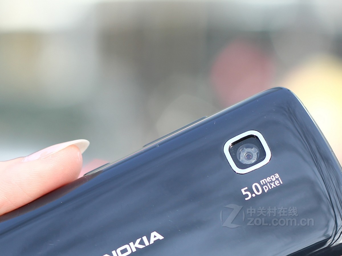 诺基亚c5-03(乐动限量版)