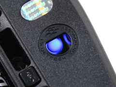 Ԫ˭ ޼M215 PK ΢3500 