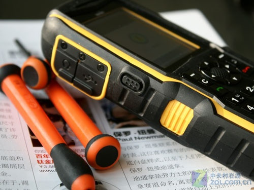 IP68顶级三防机 Sonim XP1300真机图赏