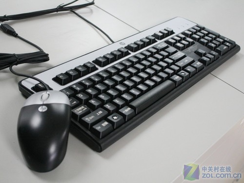 纤小商务利器 测惠普Compaq 4000 Pro