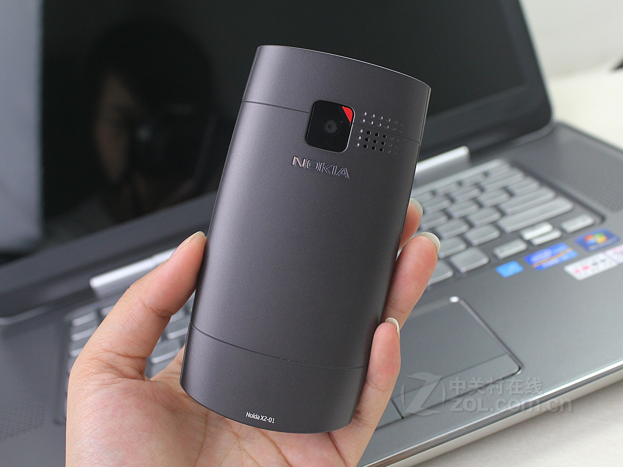 诺基亚x2-01