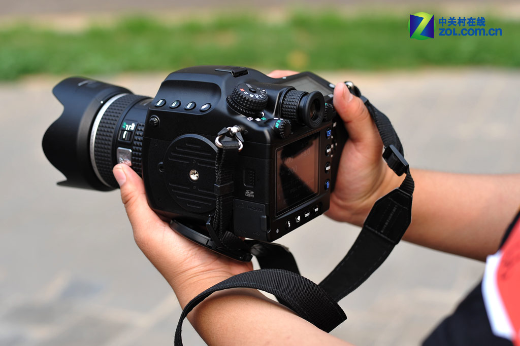 【高清图】 震撼4000万像素中画幅 宾得645d评测首发图2