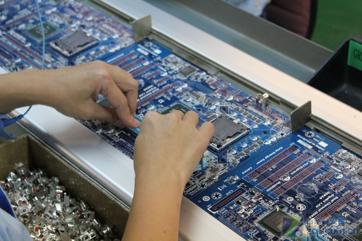 直击技嘉主板南平工厂生产过程全记录