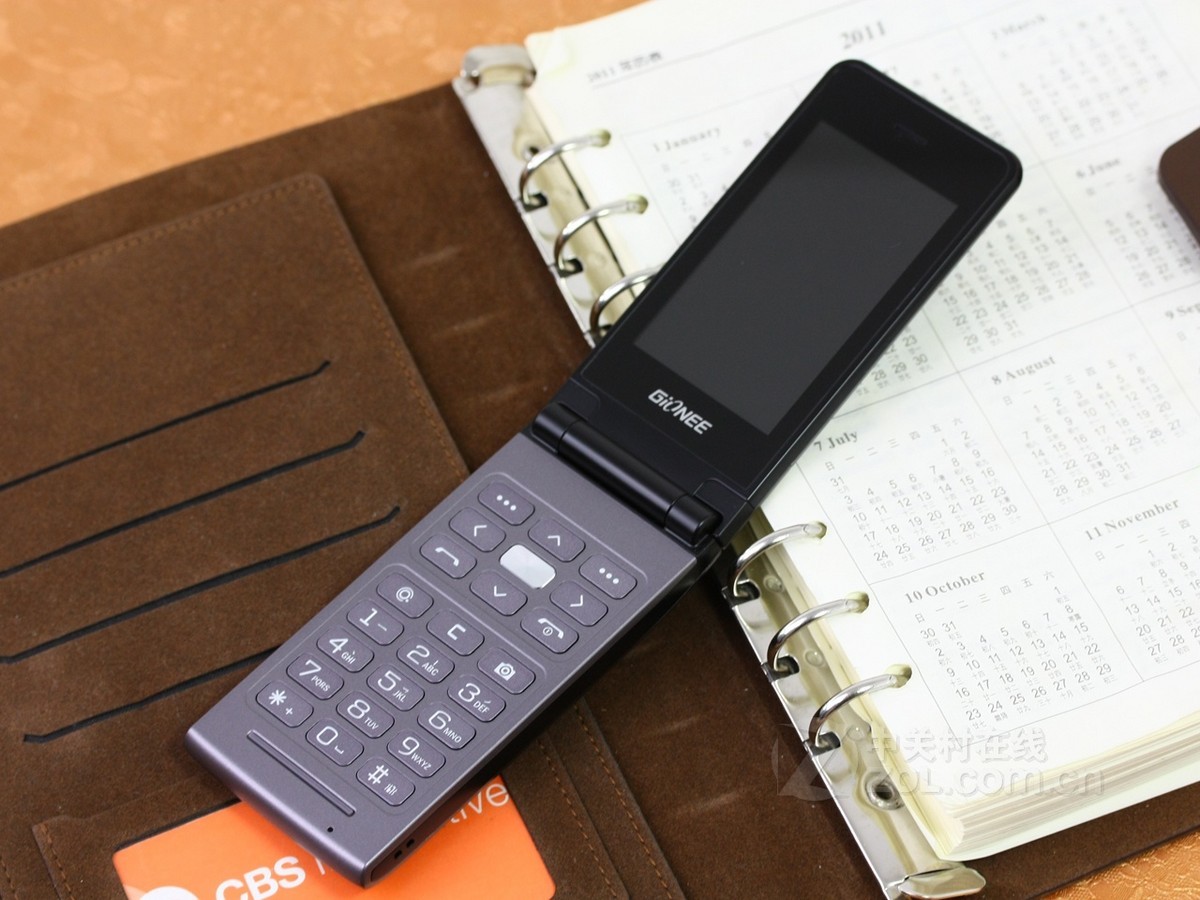 【高清图】 金立(gionee)n77灰锡色 图286