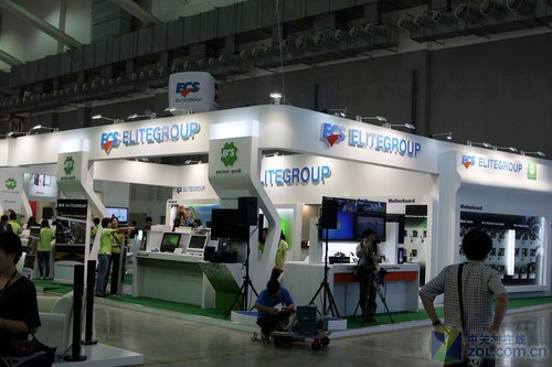 2011̨������չ:��Ӣ 