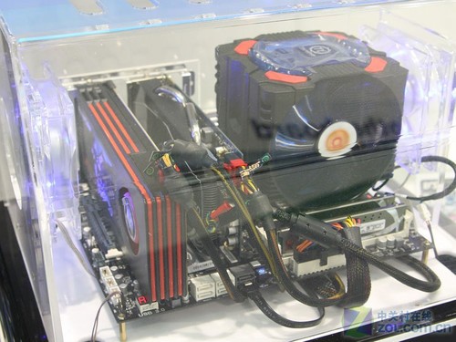 2011̨������չ:�·�� ��Ӣ990FX�ع� 