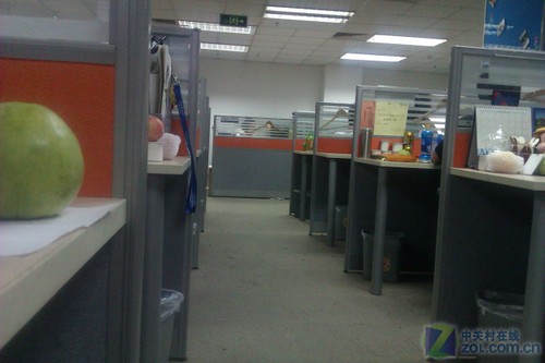 ����û�ChaCha�෴ �罻��HTC Salsa���� 