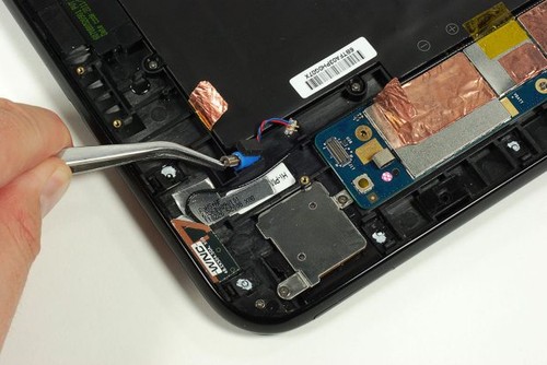 惠普TouchPad平板实机全程拆解(组图)