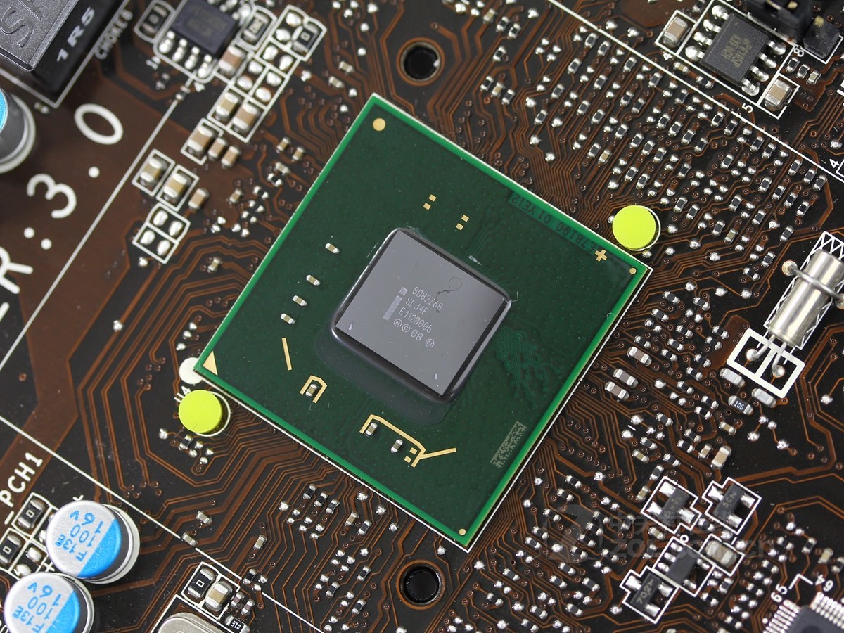 【高清图】 msi微星(msi)微星z68a-gd80(b3)局部细节图 图68