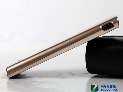 ���ᰮ����ST18i 