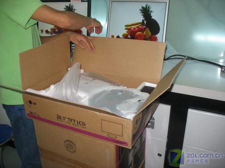 2999Ԫ LG20"����Һ��L204WT�������� 