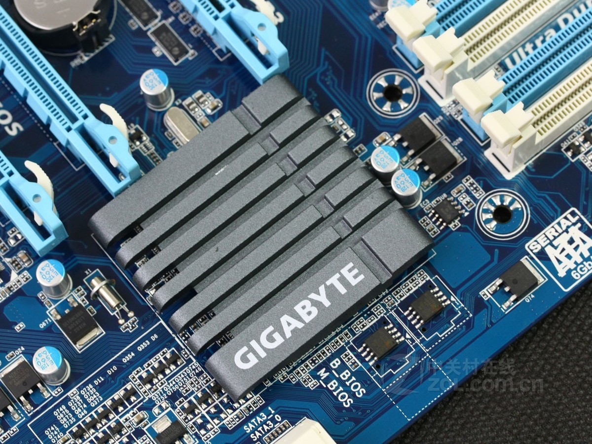 【高清图】 技嘉(gigabyte)ga-z68a-d3h-b3实拍图 图87