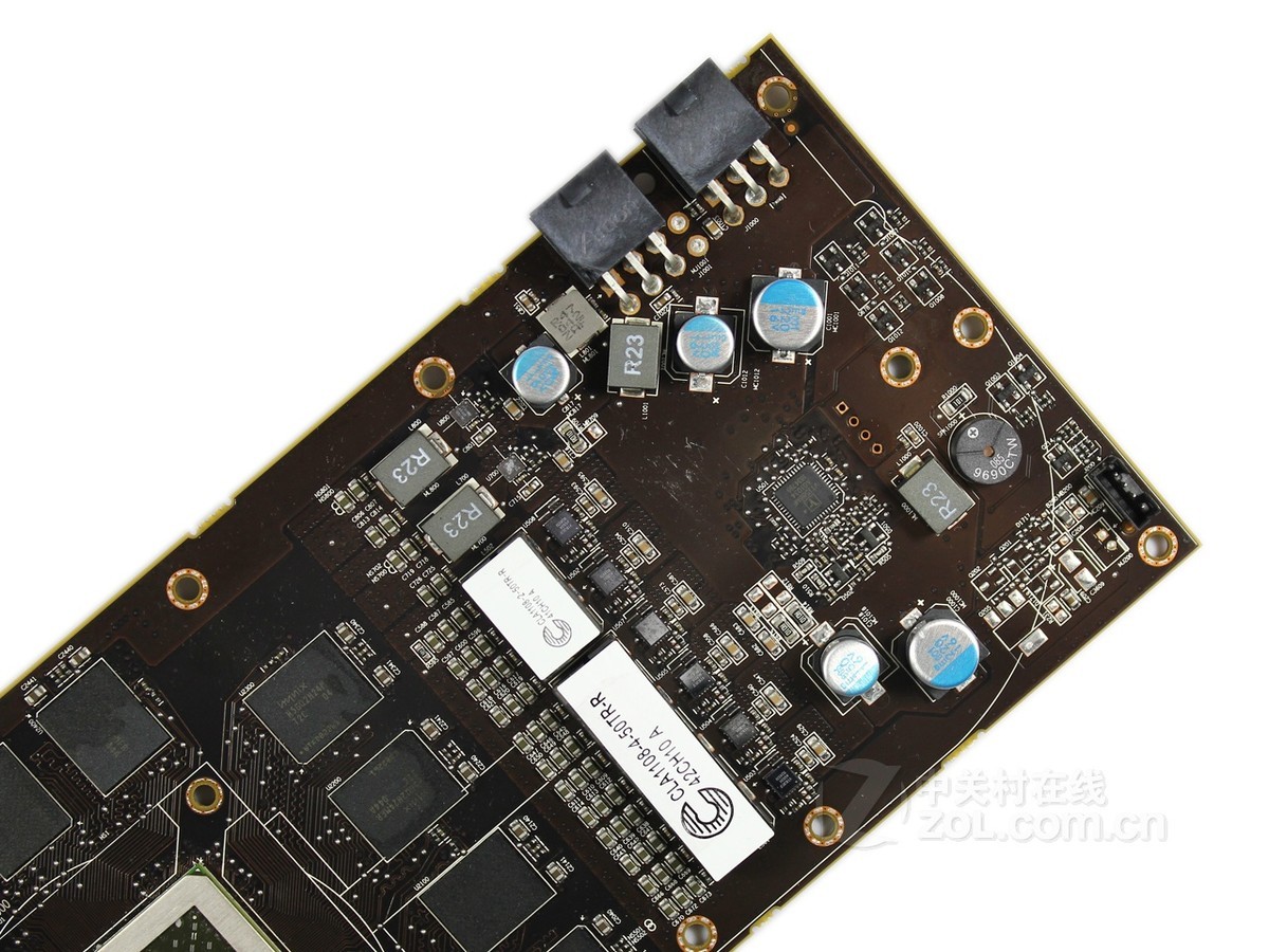 显卡 蓝宝石显卡 蓝宝hd6950 2gb gddr5 图片 返回综述页8 / 8隐藏