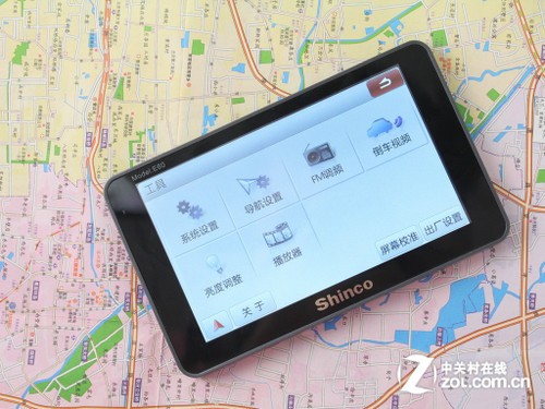 新版S4.0 新科E60高清导航仪上路实测