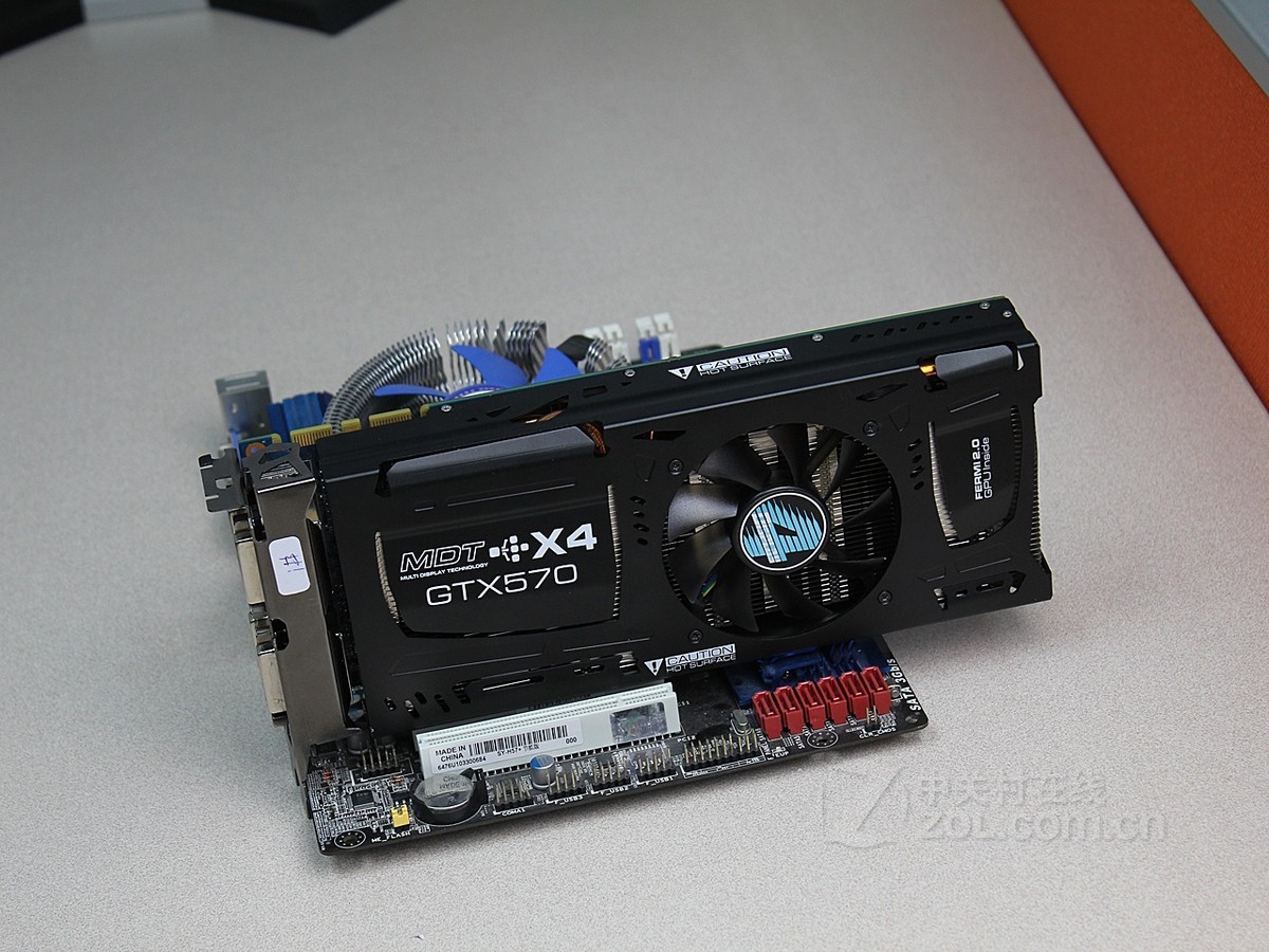 影驰gtx570 四星黑将