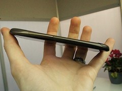 双核纤薄智能 HTC One S已降至2750元