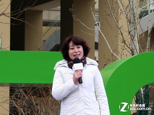 出席此次开业仪式的嘉宾有htc中国区副总裁张舸,就2012年htc在国内