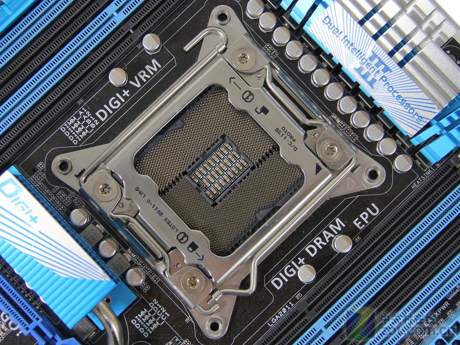 广达x79双路主板