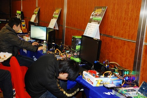 ӰЯNVͬжٰGTX680