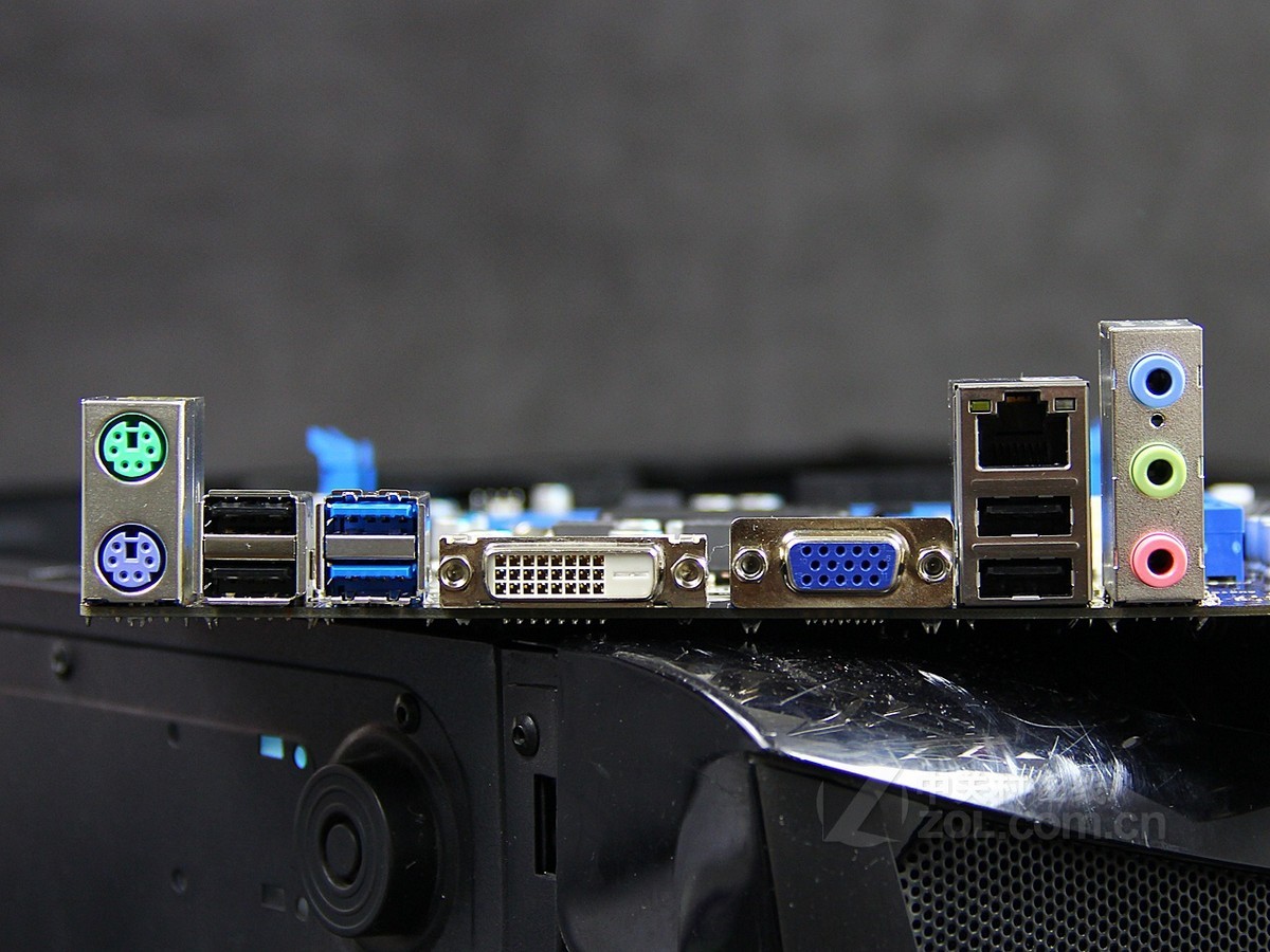 【高清图】 msi微星(msi)微星b75ma-p45效果图 图69