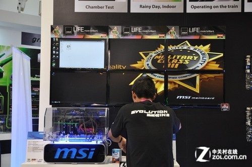 ΢��չ̨GTX680Lightning����Կ��ع� 