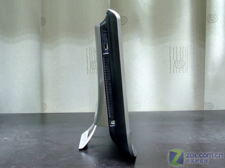 AOC版超级玛丽欧 198PW多媒体LCD评测